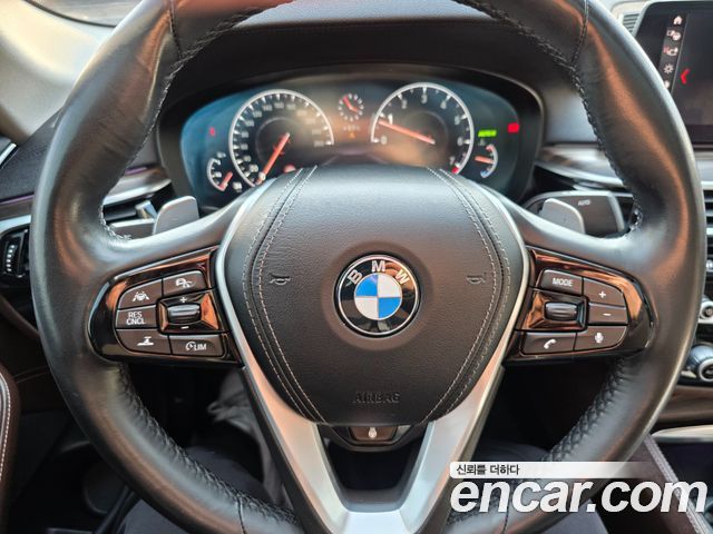 BMW 5-Series 530i xDrive Luxury Plus