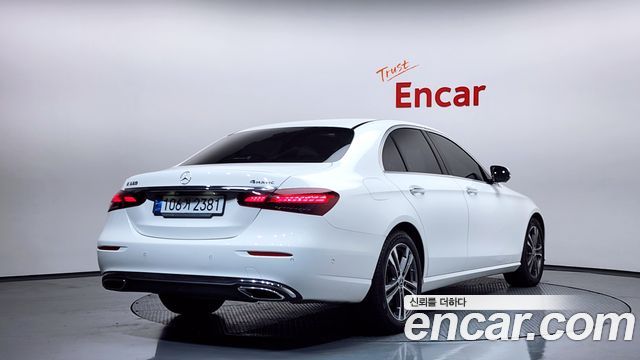 Mercedes-Benz E-Class E350 4MATIC Avantgarde