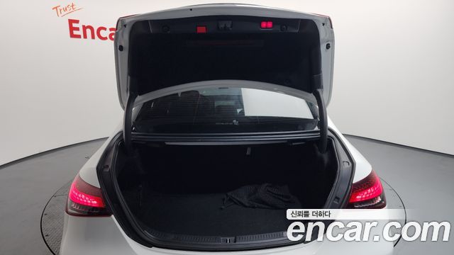 Mercedes-Benz E-Class E350 4MATIC Avantgarde