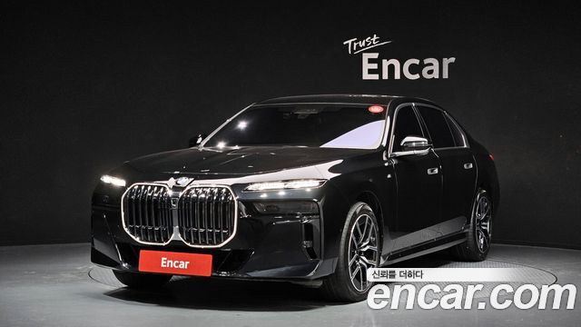 BMW 7-Series 740i xDrive M Sport