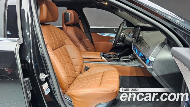BMW 7-Series 740i xDrive M Sport
