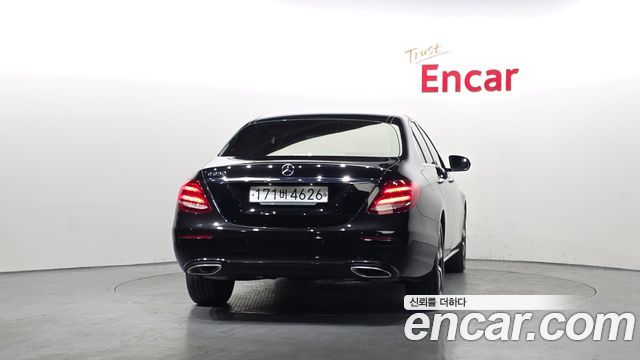 Mercedes-Benz E-Class E250 Avantgarde