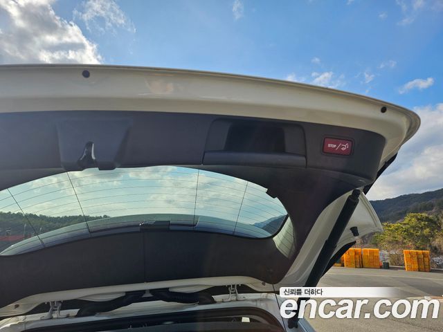 Mercedes-Benz GLA-Class GLA220