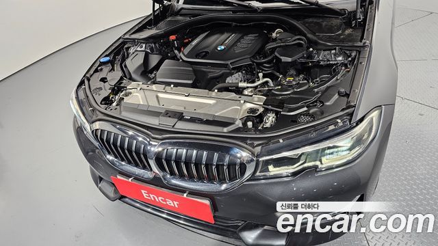 BMW 3-Series 320d xDrive Luxury