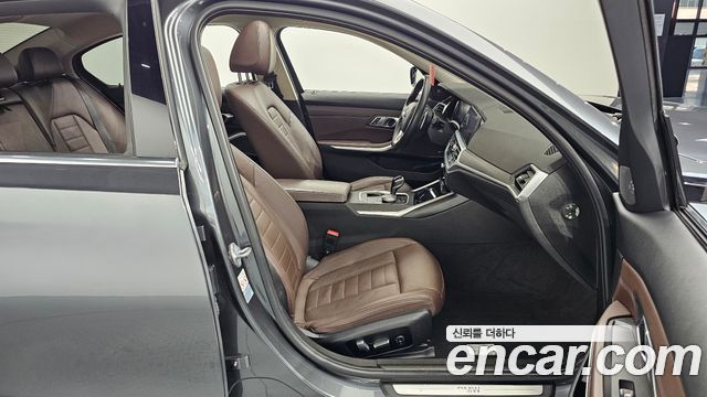 BMW 3-Series 320d xDrive Luxury