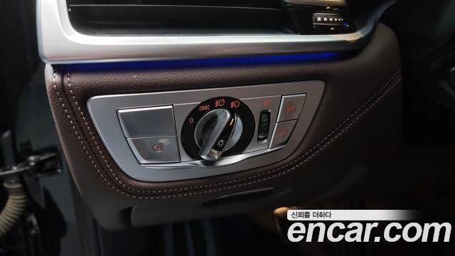 BMW 7-Series 740Li xDrive M Sport Package