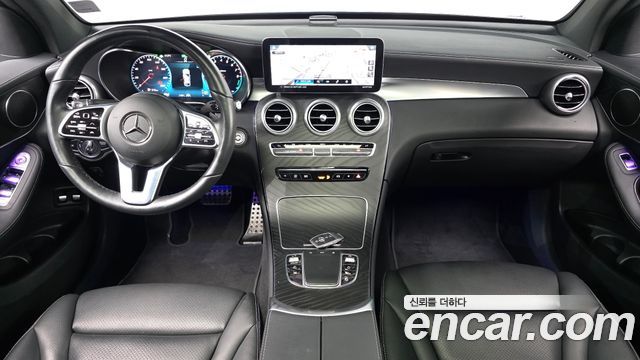Mercedes-Benz GLC-Class GLC300e 4MATIC Coupe