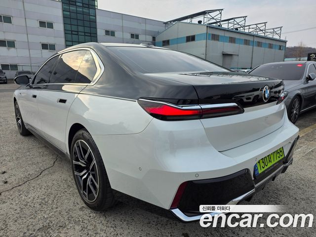 BMW 7-Series 740i sDrive M Sport
