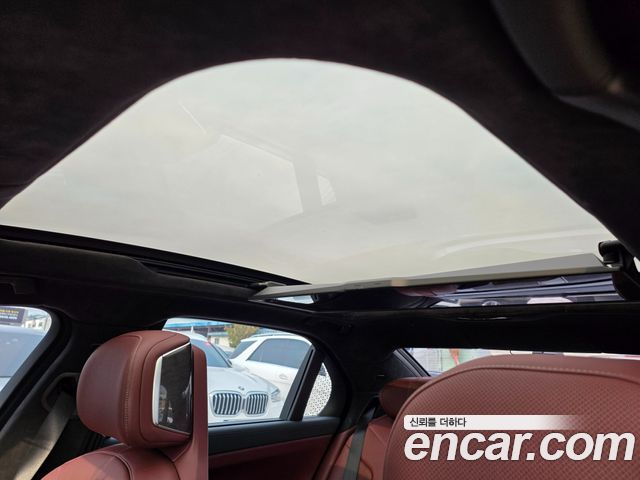 BMW 7-Series 740i sDrive M Sport