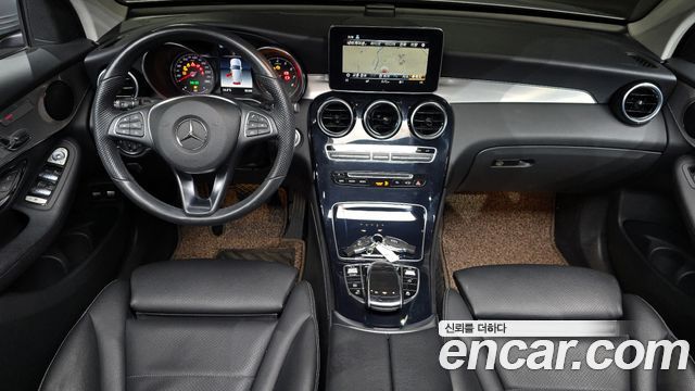 Mercedes-Benz GLC-Class GLC350e 4MATIC Premium
