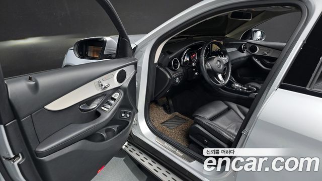 Mercedes-Benz GLC-Class GLC350e 4MATIC Premium