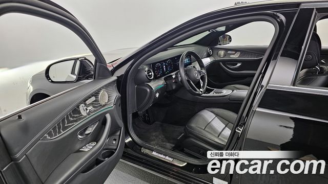 Mercedes-Benz E-Class E350 4MATIC Avantgarde