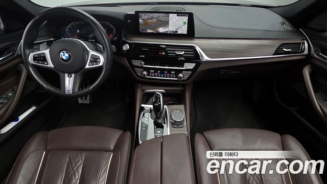 BMW 5-Series 520d xDrive M Sport Package Plus