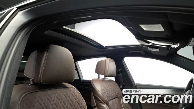 BMW 5-Series 520d xDrive M Sport Package Plus