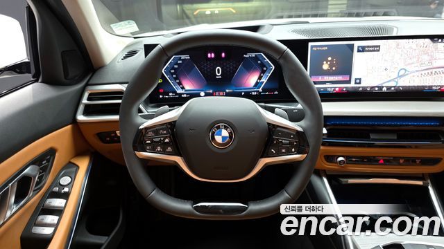 BMW 3-Series 320i