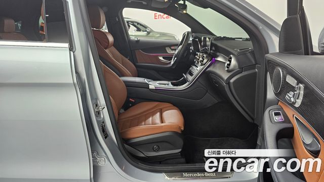 Mercedes-Benz GLC-Class GCL300 4MATIC Coupe