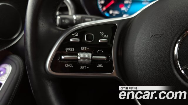 Mercedes-Benz GLC-Class GLC300 4MATIC