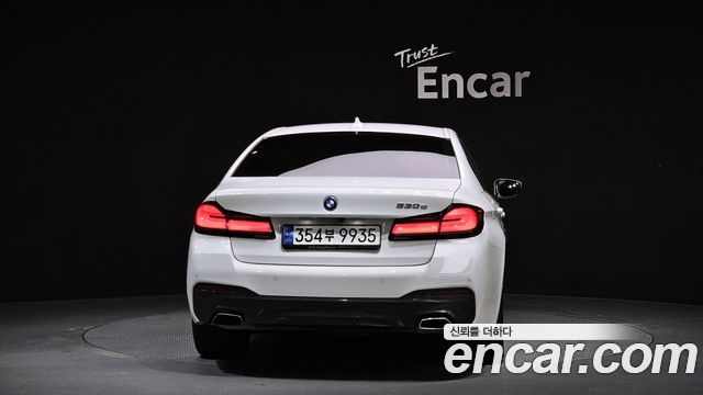 BMW 5-Series 530e M Sport