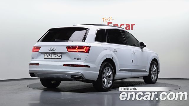 Audi Q7 45 TFSI Quattro