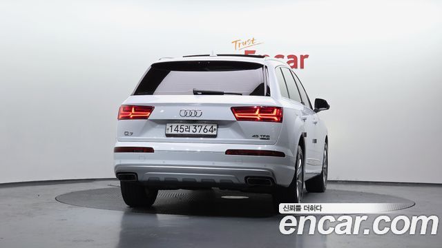 Audi Q7 45 TFSI Quattro