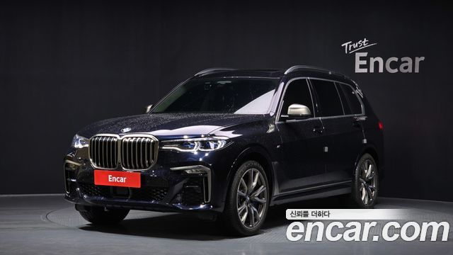 BMW X7 M50i 6STR