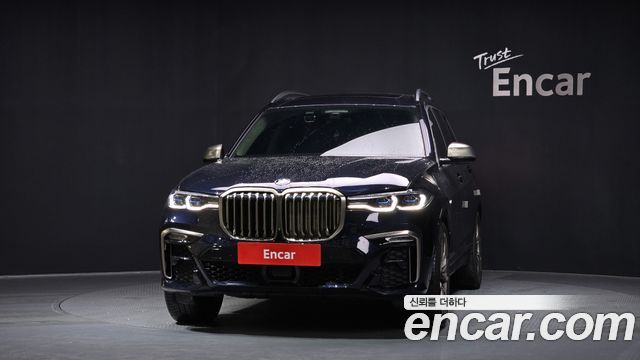BMW X7 M50i 6STR