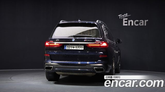 BMW X7 M50i 6STR