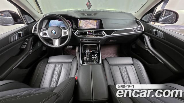 BMW X7 M50i 6STR