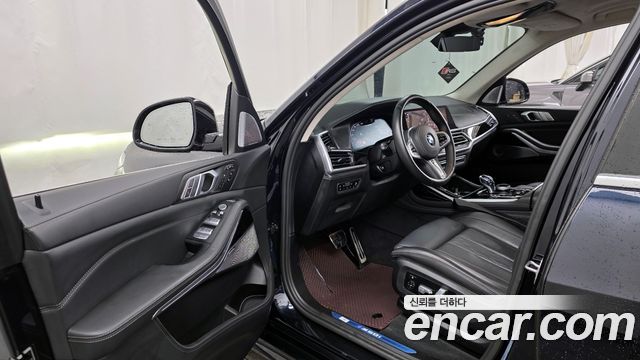 BMW X7 M50i 6STR
