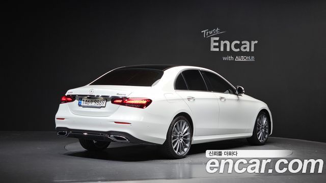 Mercedes-Benz E-Class E350 4MATIC AMG Line