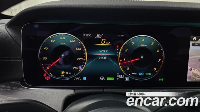 Mercedes-Benz E-Class E350 4MATIC AMG Line
