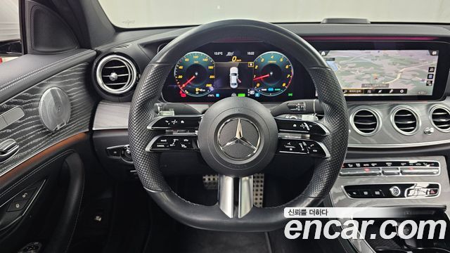 Mercedes-Benz E-Class E350 4MATIC AMG Line