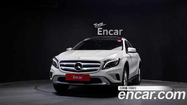 Mercedes-Benz GLA-Class GLA200 d