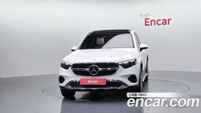 Mercedes-Benz GLC-Class GLC 300 4MATIC Avantgarde