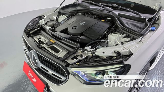 Mercedes-Benz GLC-Class GLC 300 4MATIC Avantgarde
