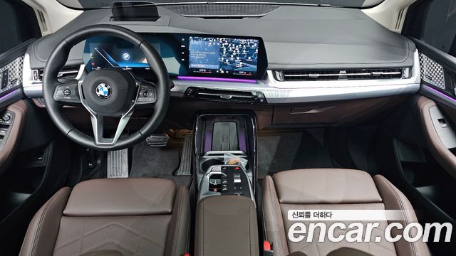 BMW 2-Series 220i M Sport Design