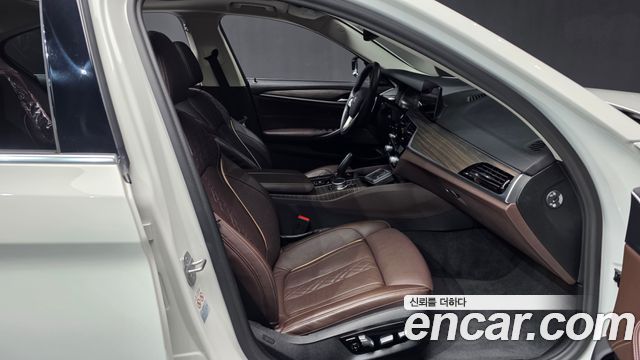 BMW 5-Series 520d xDrive Luxury Plus