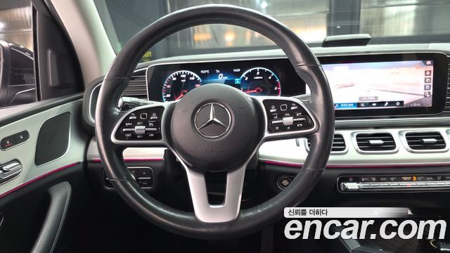 Mercedes-Benz GLE-Class GLE300d 4MATIC