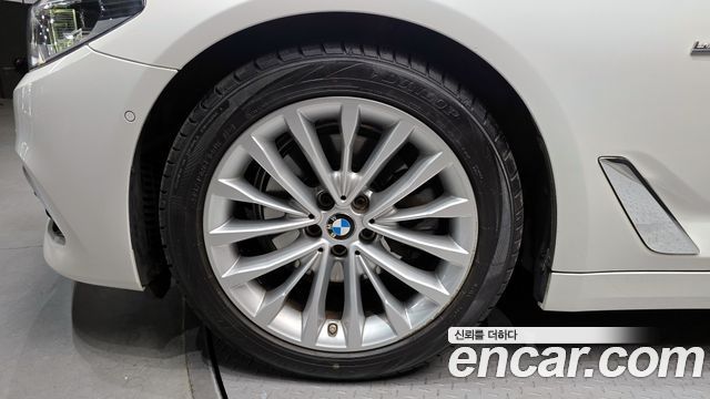 BMW 5-Series 520d Luxury Special Edition