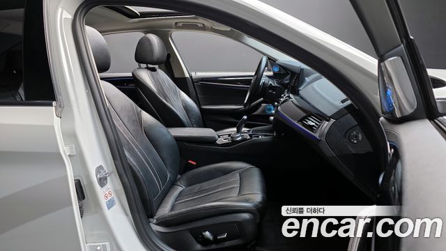 BMW 5-Series 520d Luxury Special Edition