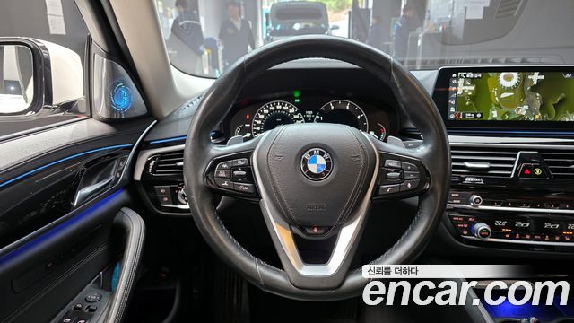 BMW 5-Series 520d Luxury Special Edition