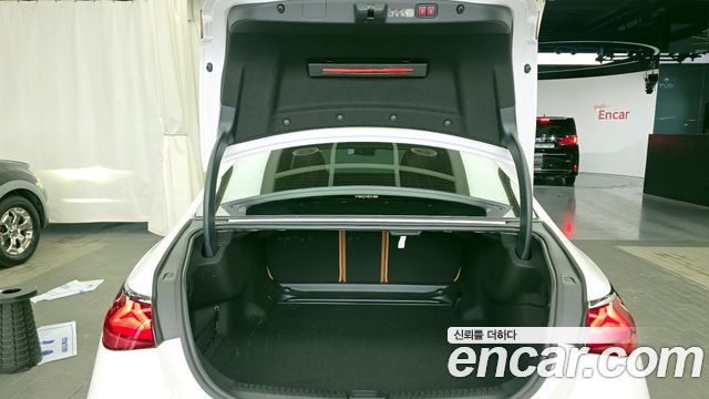 Mercedes-Benz E-Class E450 4MATIC