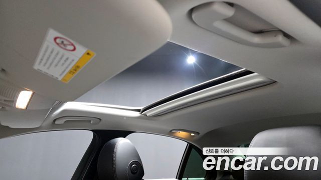Mercedes-Benz E-Class E300 4MATIC Exclusive