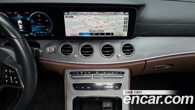 Mercedes-Benz E-Class E350 4MATIC Avantgarde