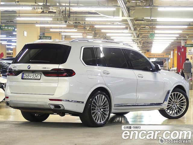 BMW X7 xDrive 40i Design Pure Excellence 6-Seater