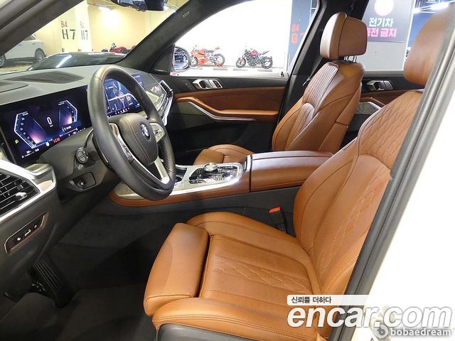 BMW X7 xDrive 40i Design Pure Excellence 6-Seater