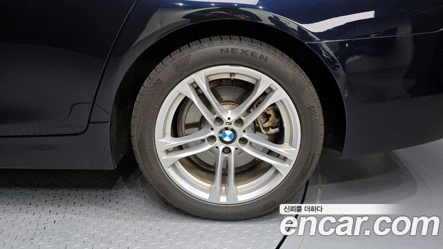 BMW 5-Series 520d xDrive M Aero Dynamic