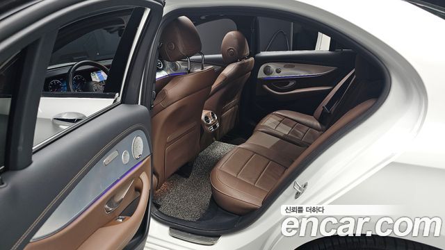 Mercedes-Benz E-Class E350 4MATIC Avantgarde