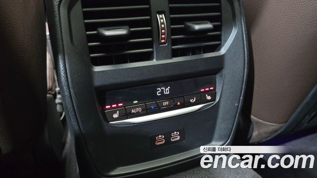 BMW 3-Series 320i Touring Luxury