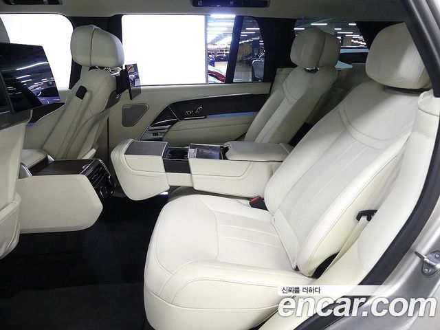 Land Rover Range Rover P530 Autobiography Long Wheel Base